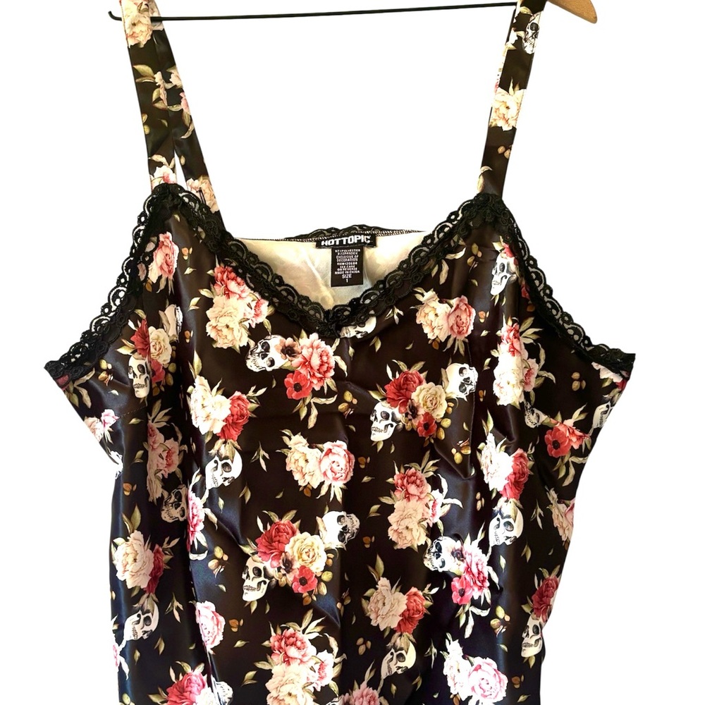 Hot Topic Black Camisole with Floral and Skull Design